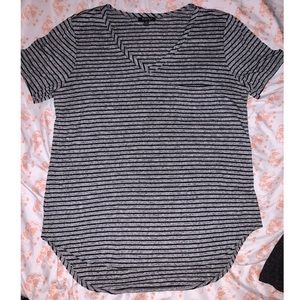 Striped V-Neck tee
